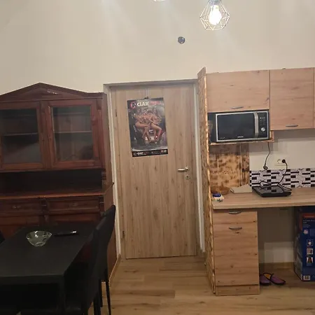 Apartmaji Despotoski Apartment *