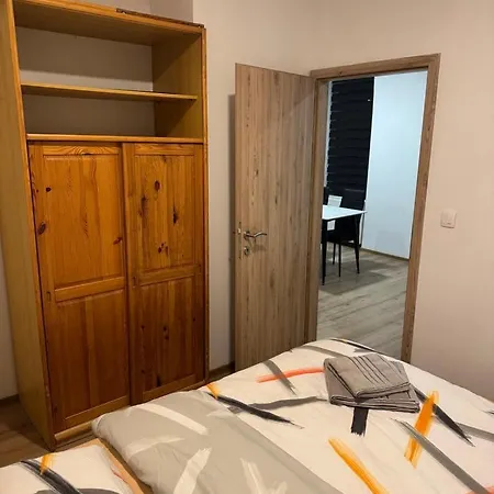 Apartmaji Despotoski Lägenhet